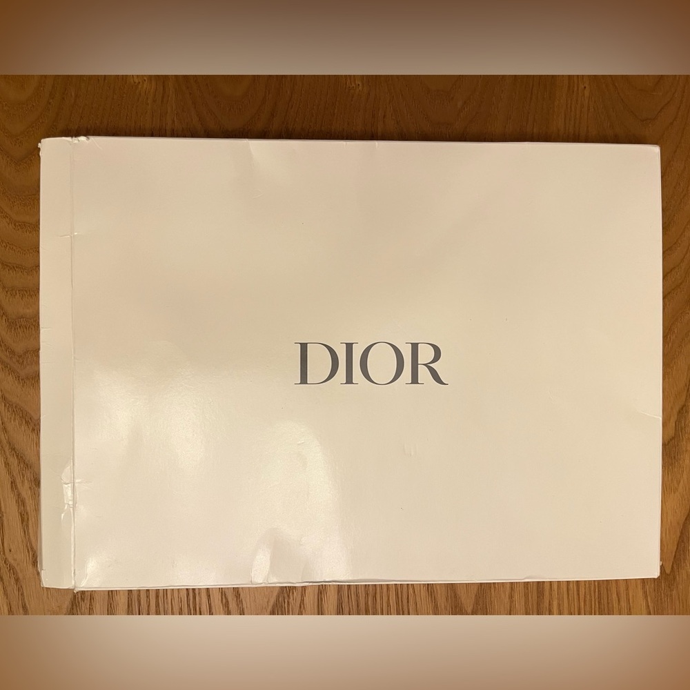 Dior GWP Beauty Spring Flower Clutch - Picture 5 of 8